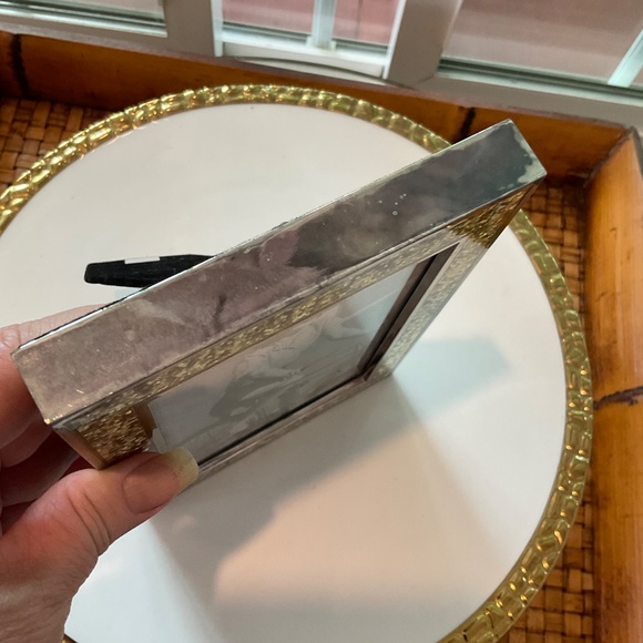 Kate Spade x Lenox Gold Glittery Picture Frame - Size 5-1/2” x 3-1/2” - Picture 4 of 7